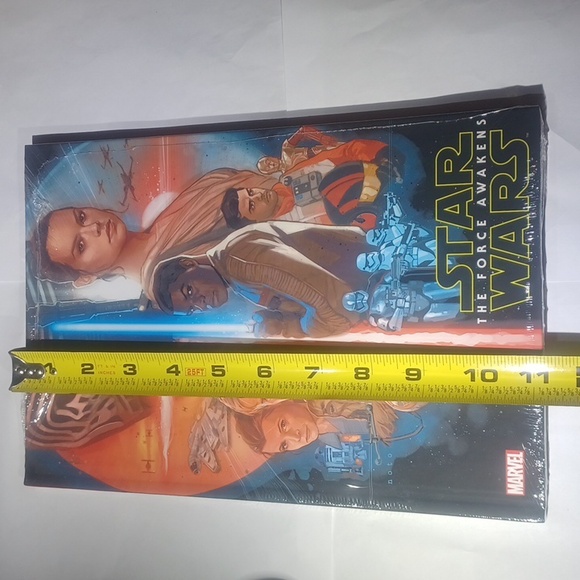 Marvel Star Wars The Force Awakens NWT Book - Picture 3 of 4